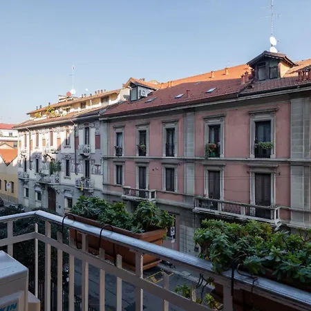 Easylife - - Gaetana Agnesi 18 - Porta Romana Милан